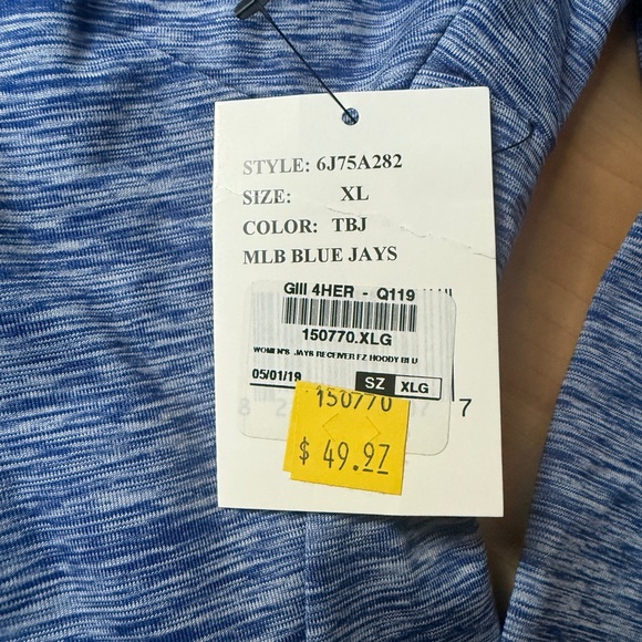 MLB Blue Jays Heathered Royal Pullover Hoodie - Picture 2 of 5